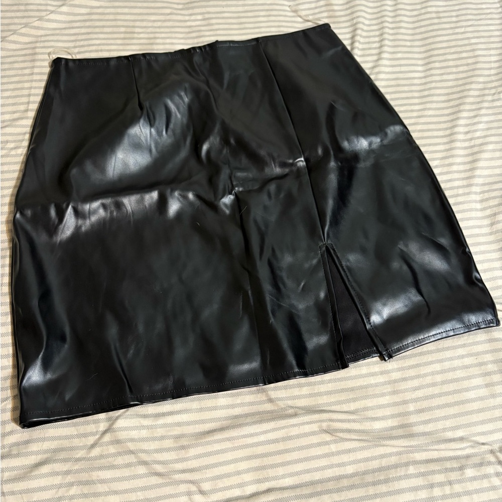 Windsor Black Faux Leather Pencil Skirt